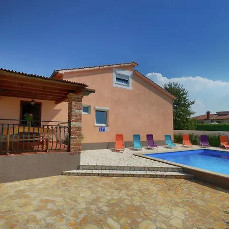 Beautiful In Porec With Swimming Pool *